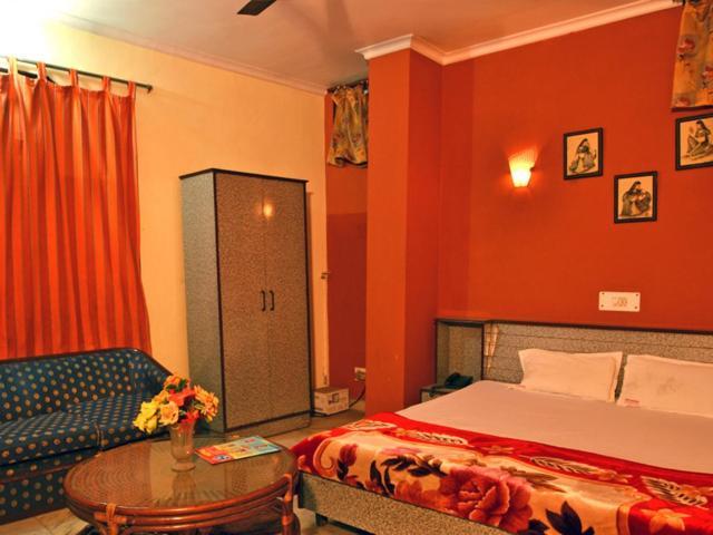 Sahara International Deluxe Ξενοδοχείο Νέο Δελχί Δωμάτιο φωτογραφία